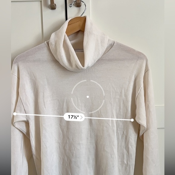 Obermeyer Womens Large Merino Wool Blend Turtleneck Sweater in Ivory - Picture 4 of 5